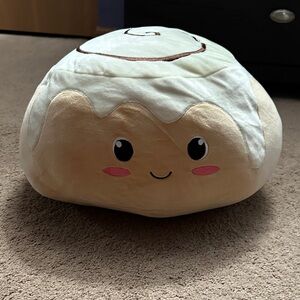 Smiling Cream Pillow with Swirl Design (Cinnamon Roll)